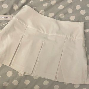Aritzia Sunday Best Go-Go Skirt